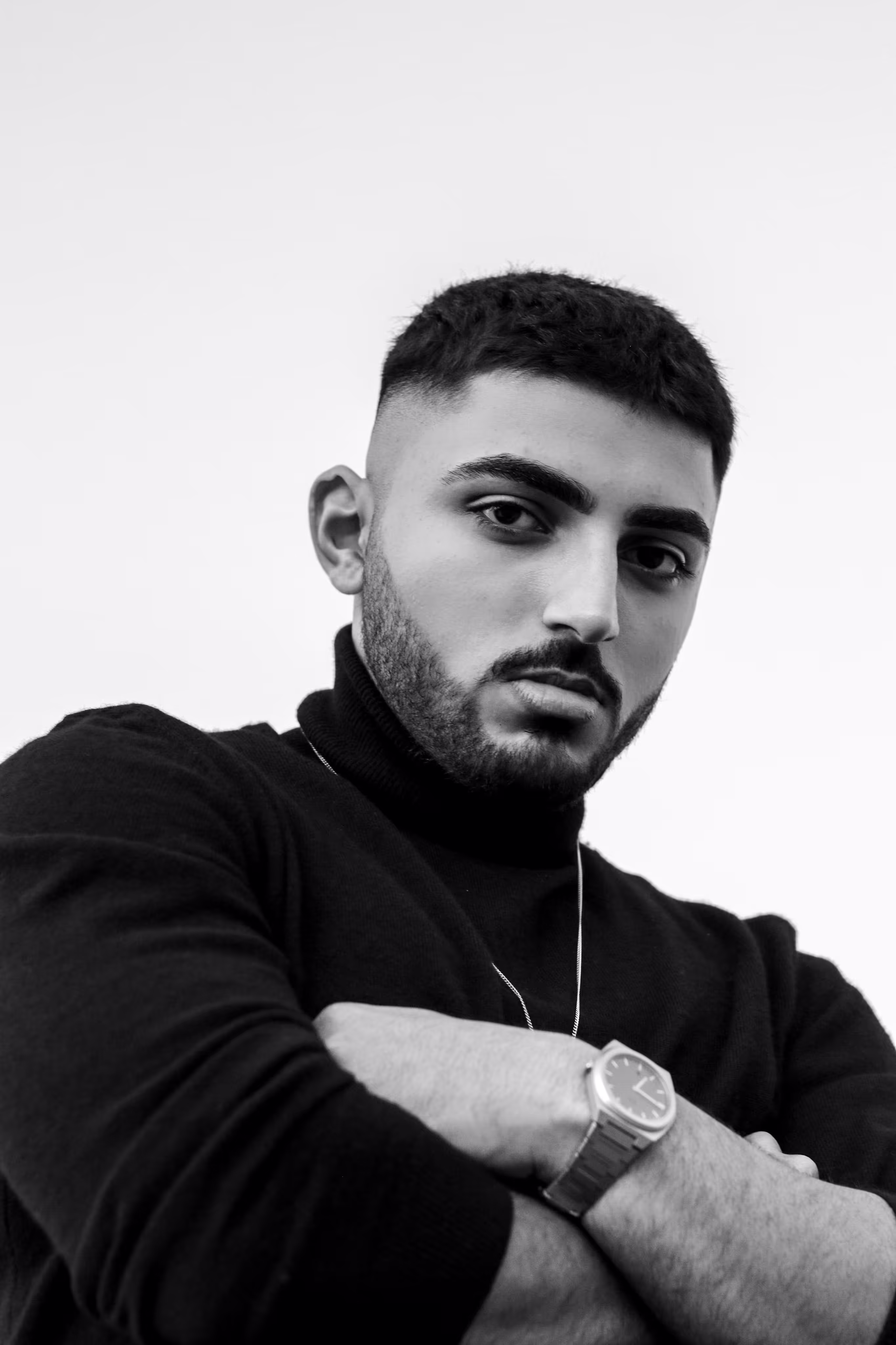 Portrait de Karim, barbier chez Barber 93
